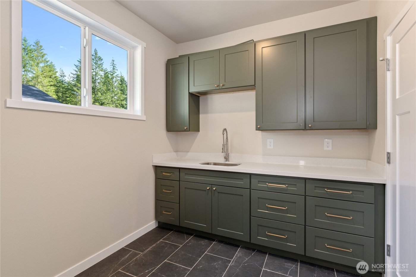 50 E Blackberry Lane , Union, WA 98592