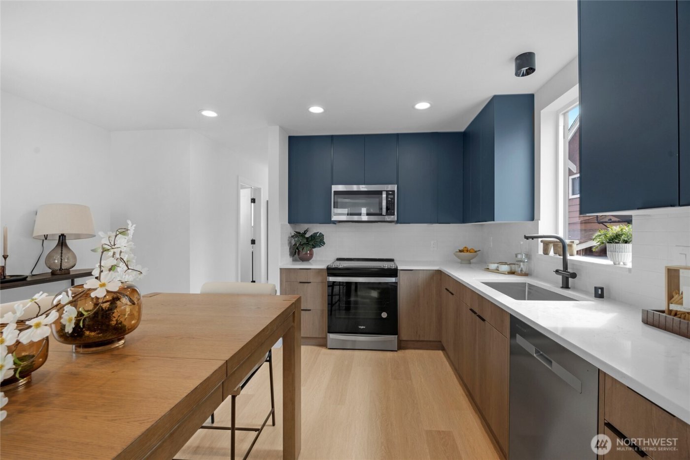 920 16th Avenue #B, Seattle, WA 98122