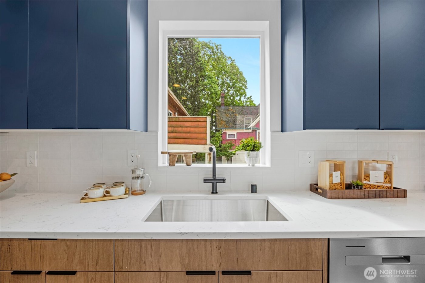 920 16th Avenue #B, Seattle, WA 98122