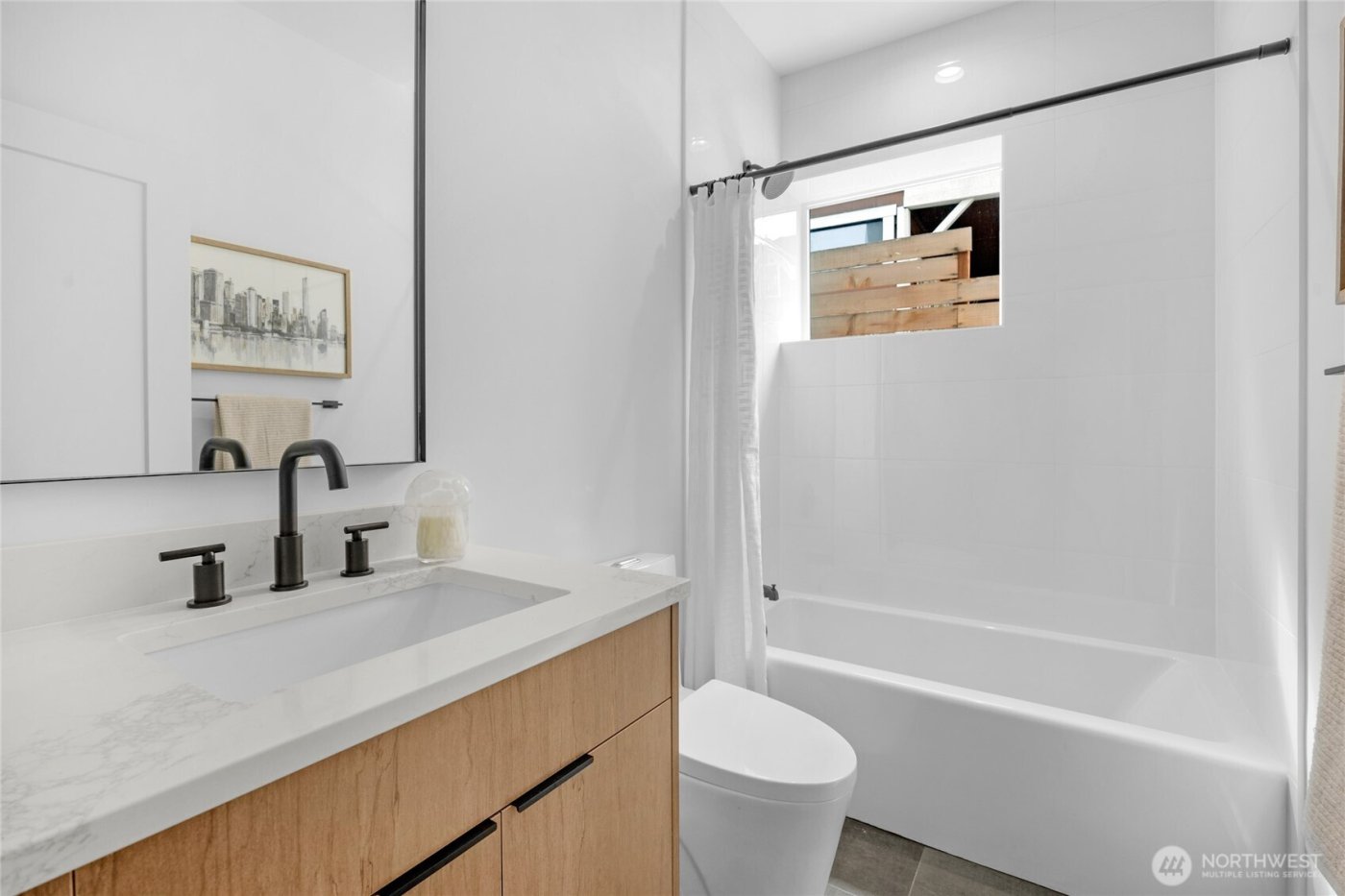 920 16th Avenue #B, Seattle, WA 98122