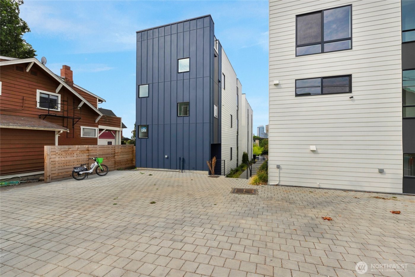 920 16th Avenue #B, Seattle, WA 98122