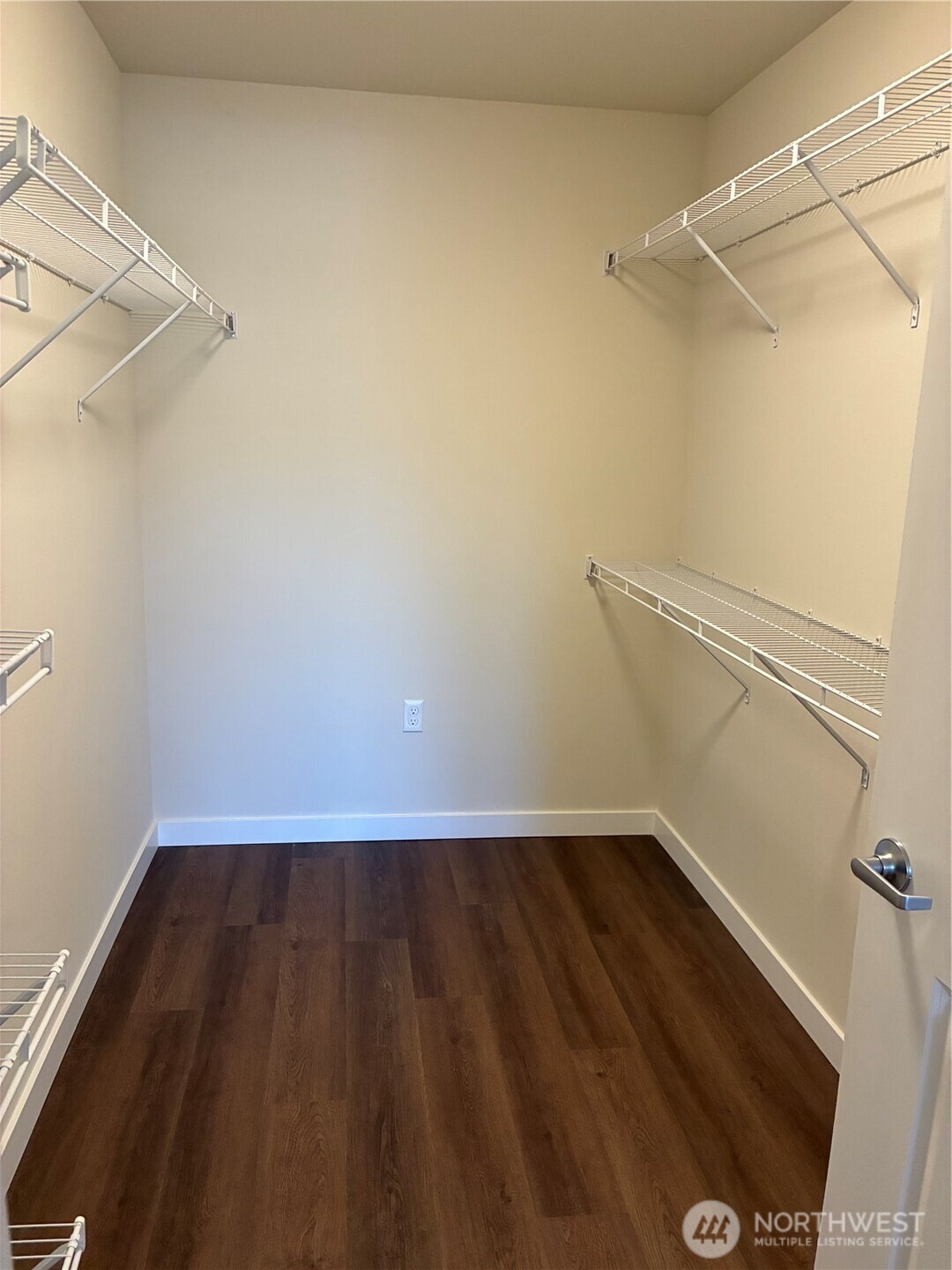 3803 17th Street SW #302, Puyallup, WA 98373