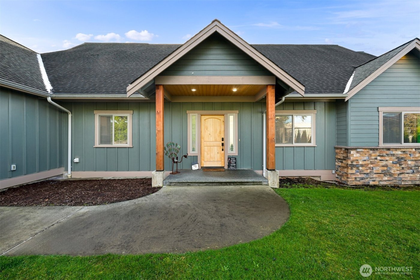 2102 Shortcake Lane , Lynden, WA 98264
