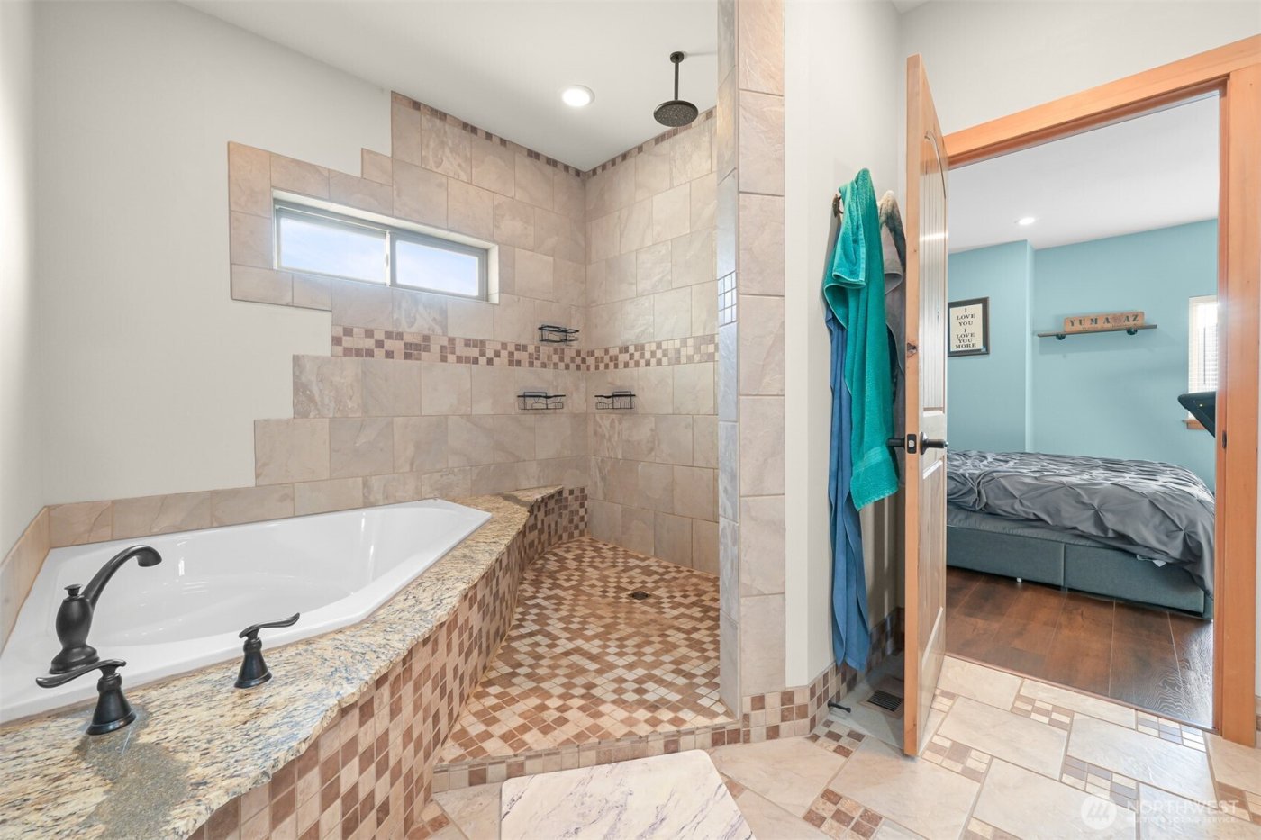 2102 Shortcake Lane , Lynden, WA 98264