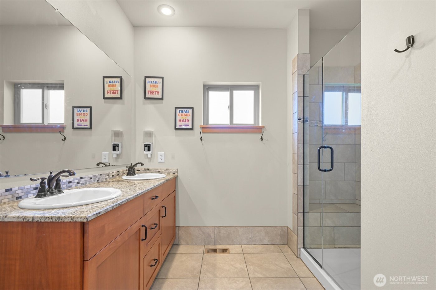 2102 Shortcake Lane , Lynden, WA 98264