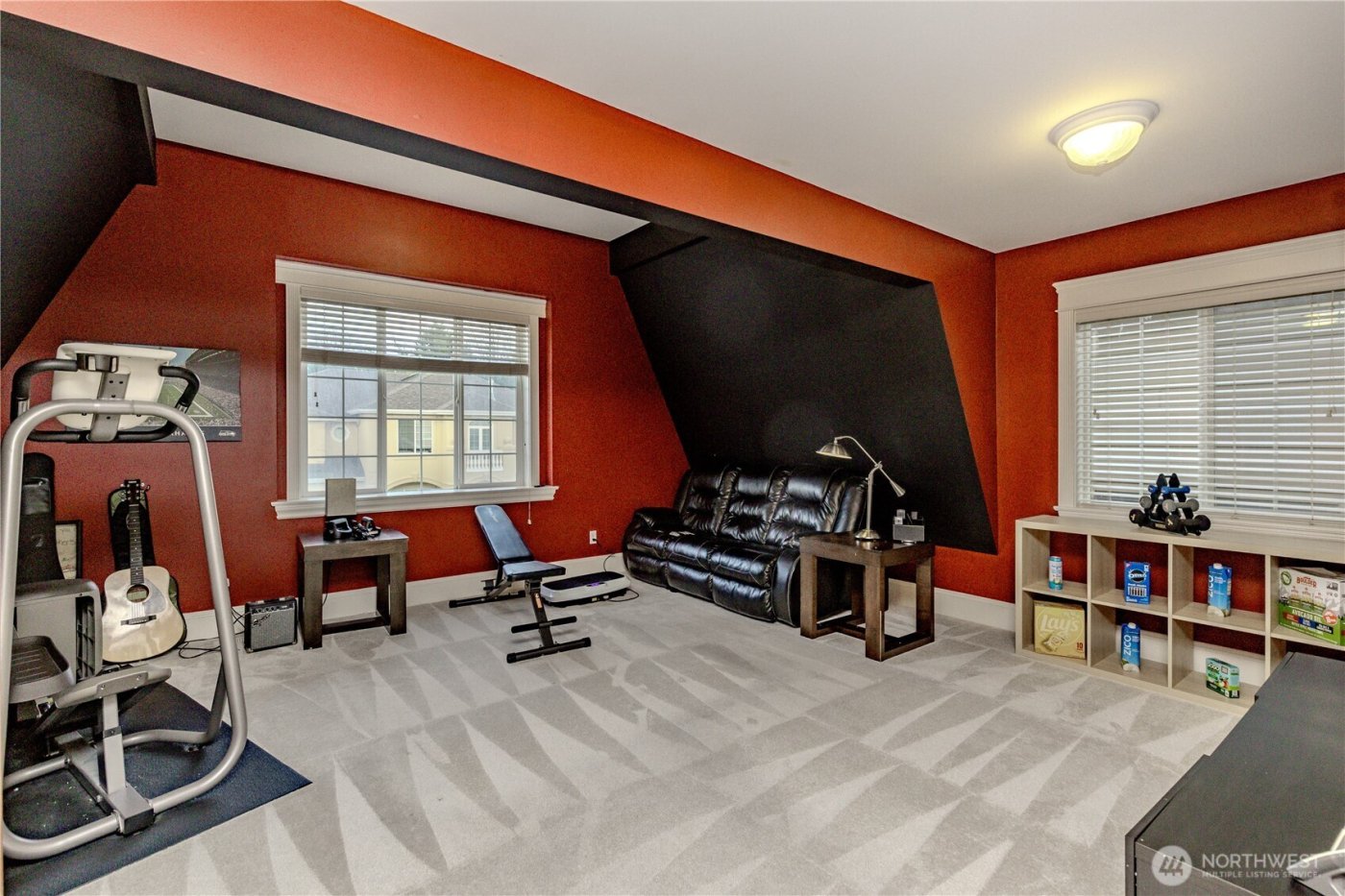 1829 SE 8th Place , Renton, WA 98057