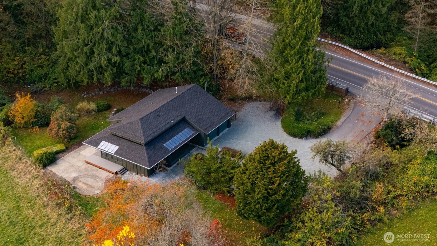 18928 Bow Hill Road , Burlington, WA 98233