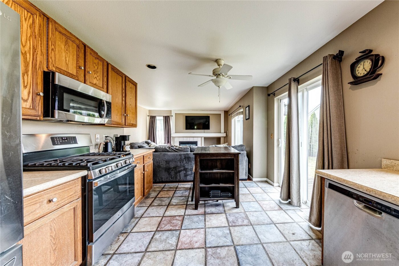 6510 58th Drive NE, Marysville, WA 98270-6114