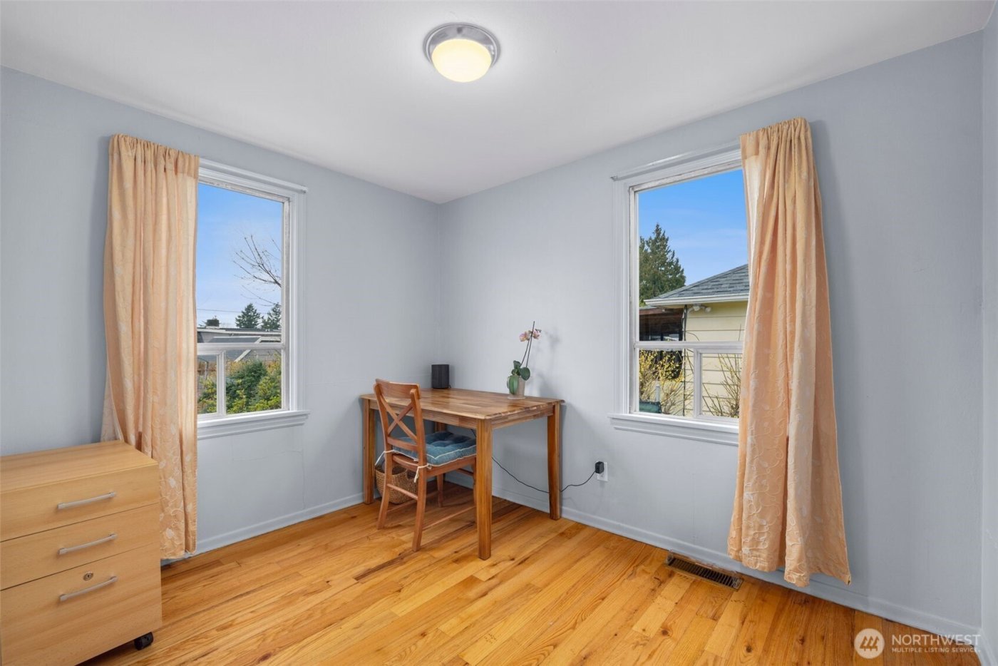 11437 Cornell Avenue S, Seattle, WA 98178