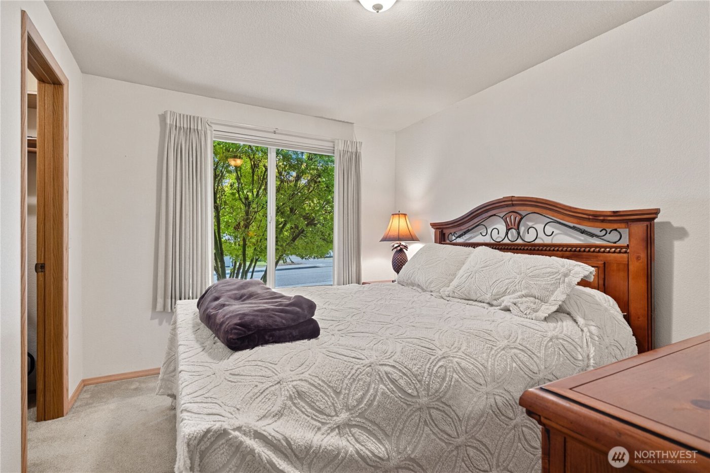 2631 Club Court #305, Mount Vernon, WA 98273