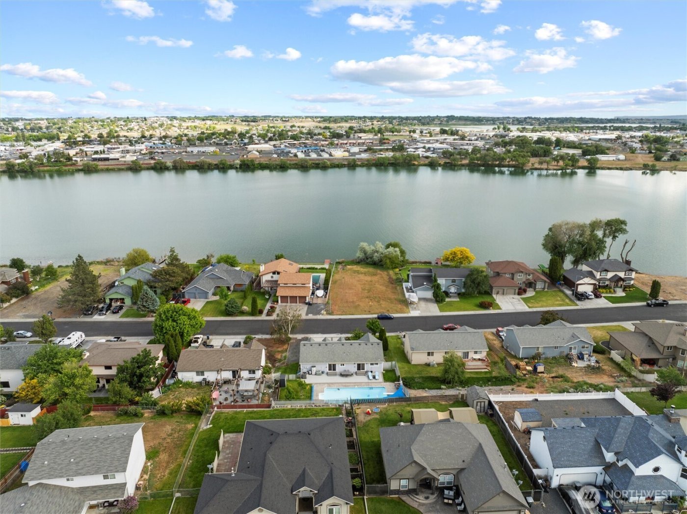 1032 Edgewater Lane , Moses Lake, WA 98837