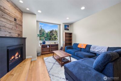 2833 3rd Avenue W, Seattle, WA 98119 - Photo 8