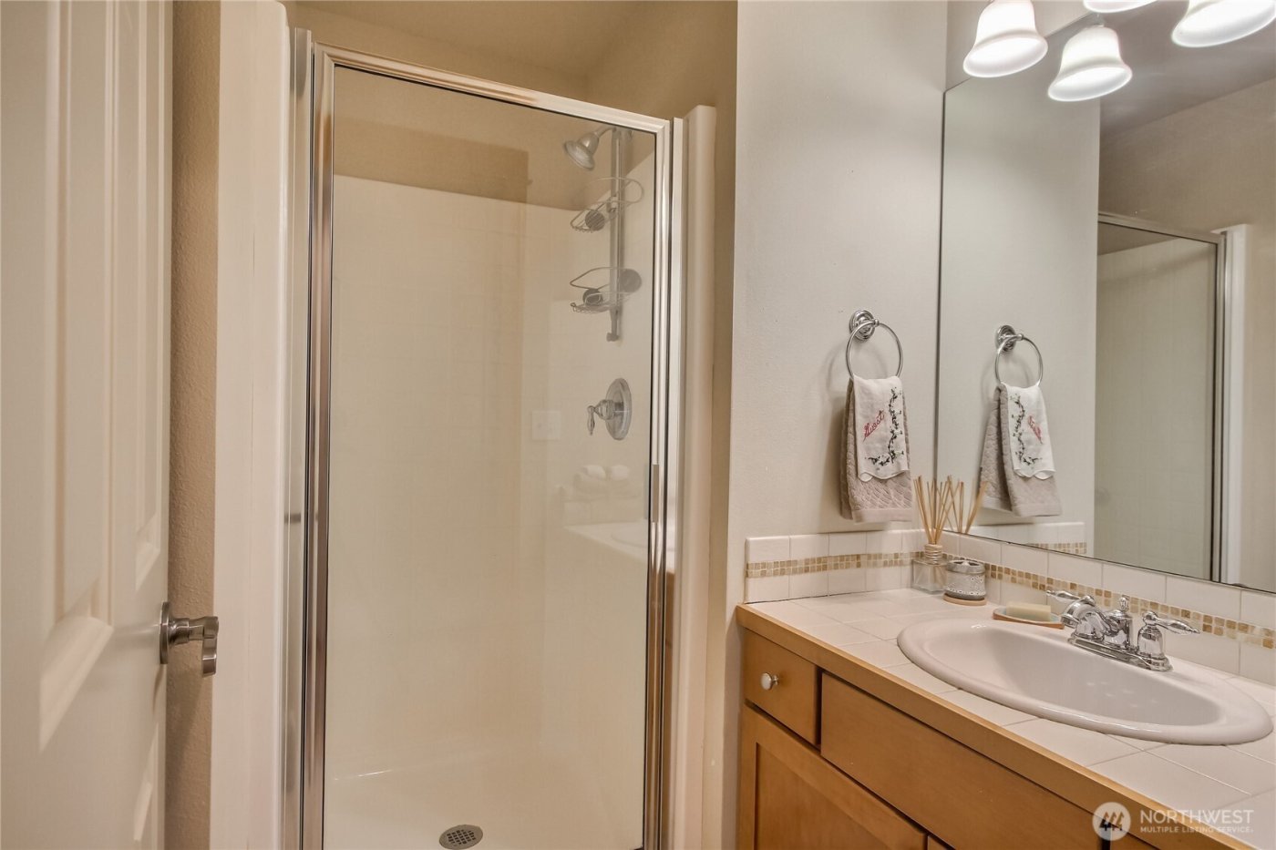 4415 40th Avenue SW, Seattle, WA 98116