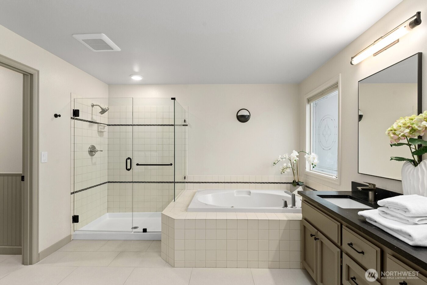 10810 177th Court NE, Redmond, WA 98052