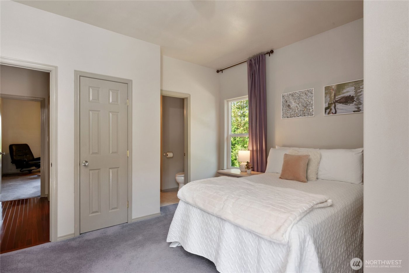 323 E Alderwood Road , Belfair, WA 98528