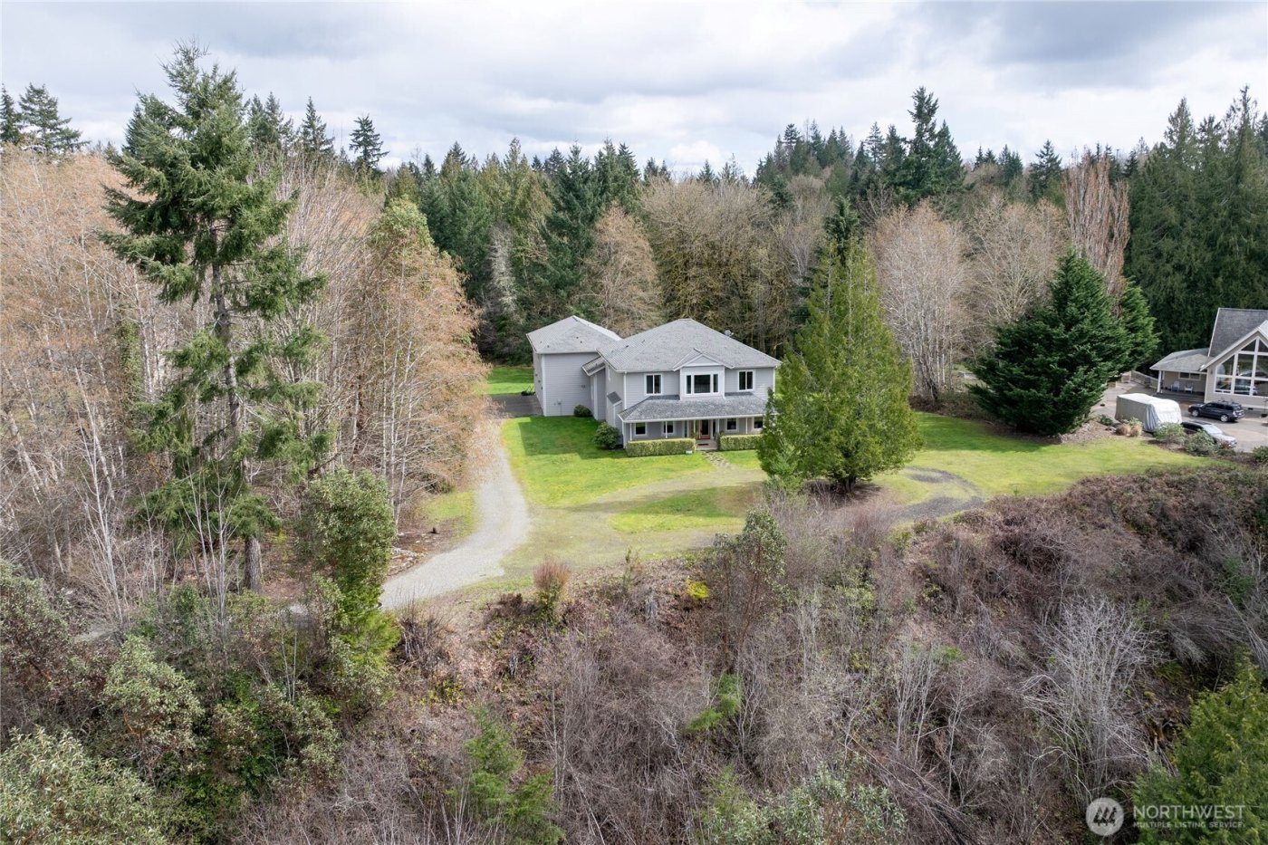 323 E Alderwood Road , Belfair, WA 98528