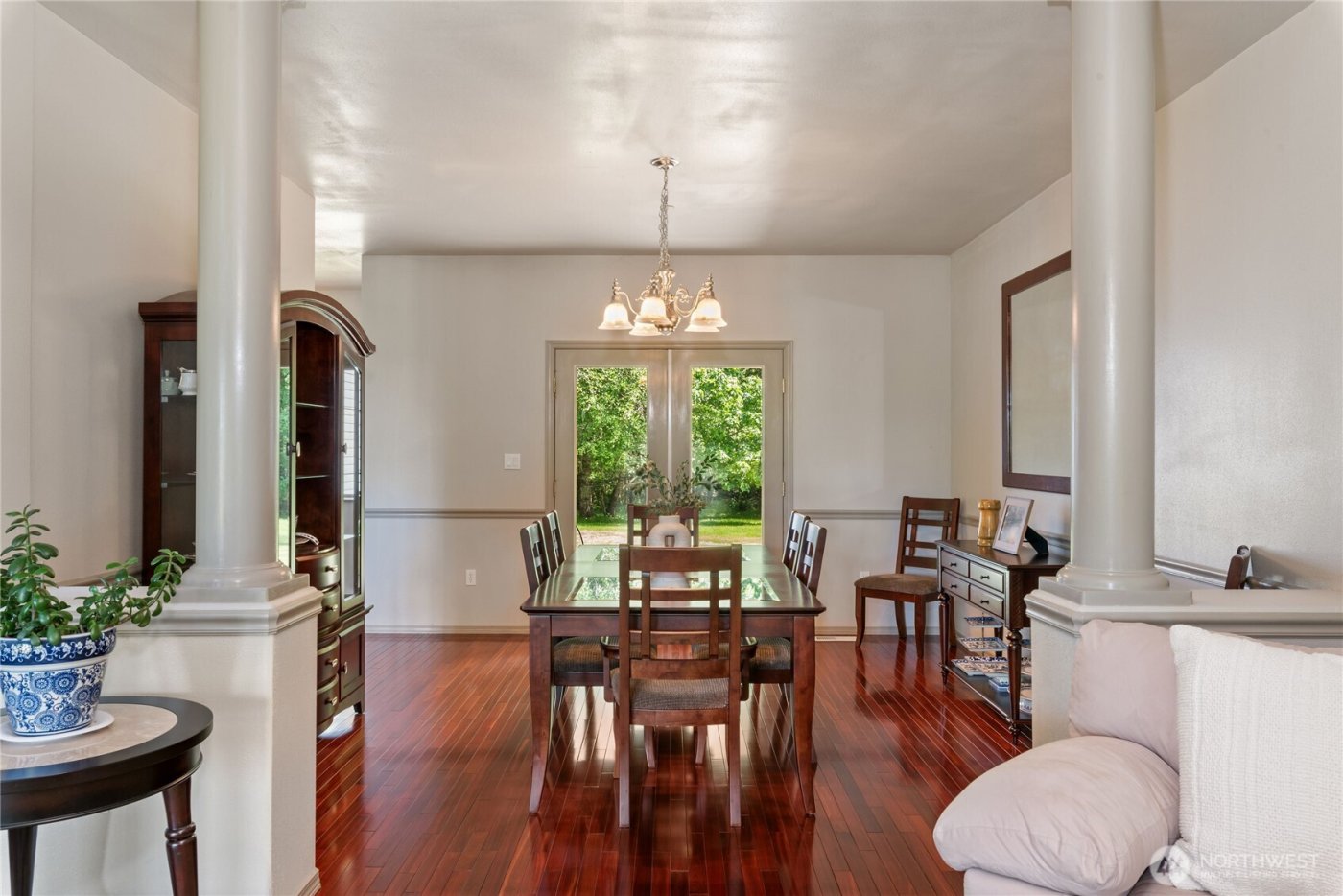 323 E Alderwood Road , Belfair, WA 98528