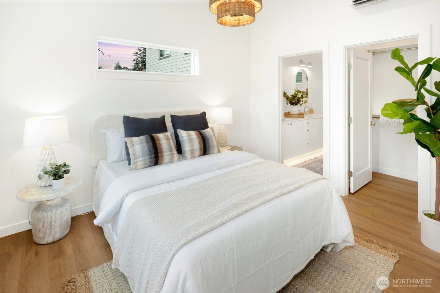 8841 Earl Avenue NW, Seattle, WA 98117