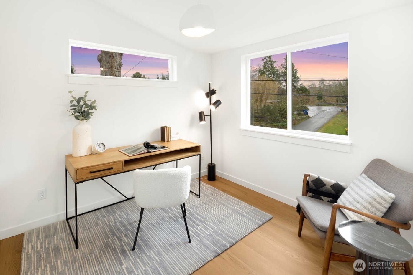 8841 Earl Avenue NW, Seattle, WA 98117