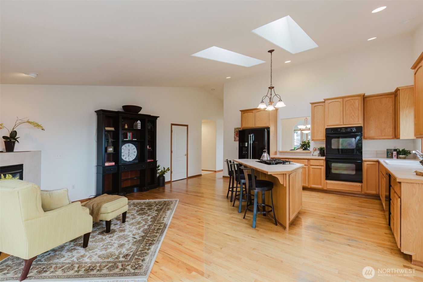 3523 E Calistoga Court , Port Orchard, WA 98366-4084