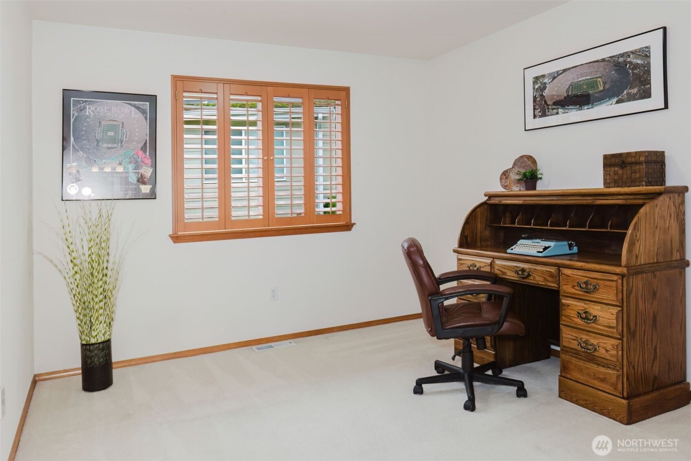 3523 E Calistoga Court , Port Orchard, WA 98366-4084