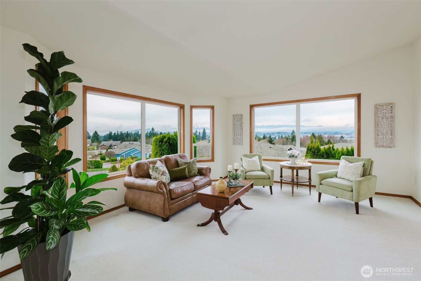 3523 E Calistoga Court , Port Orchard, WA 98366-4084