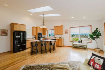 3523 E Calistoga Court , Port Orchard, WA 98366-4084 - Photo 9