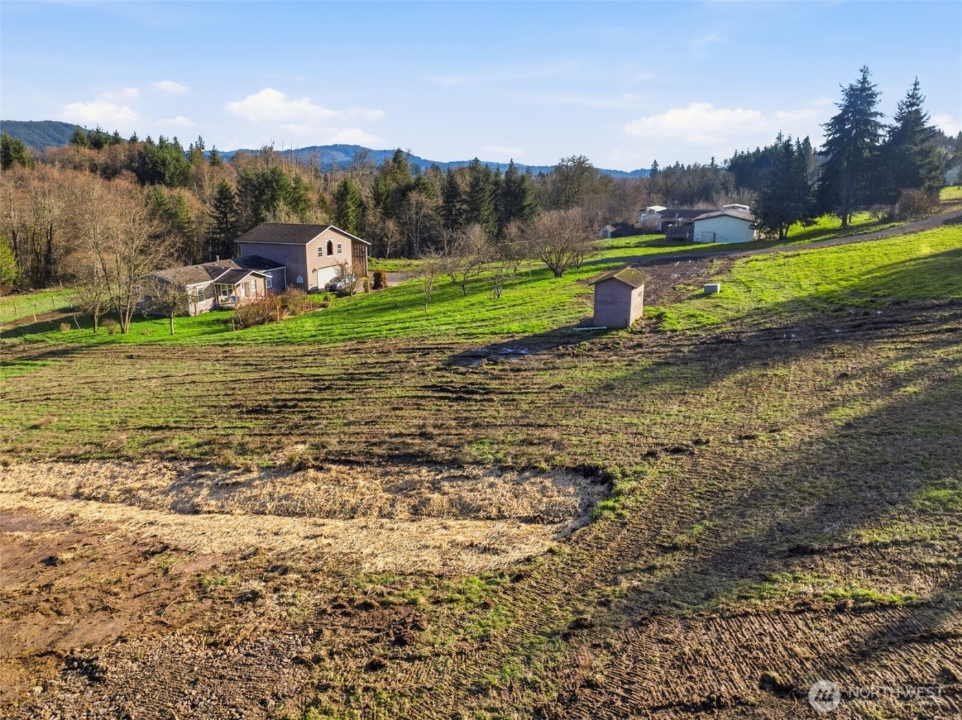 334 Sandy Bend Road , Castle Rock, WA 98611