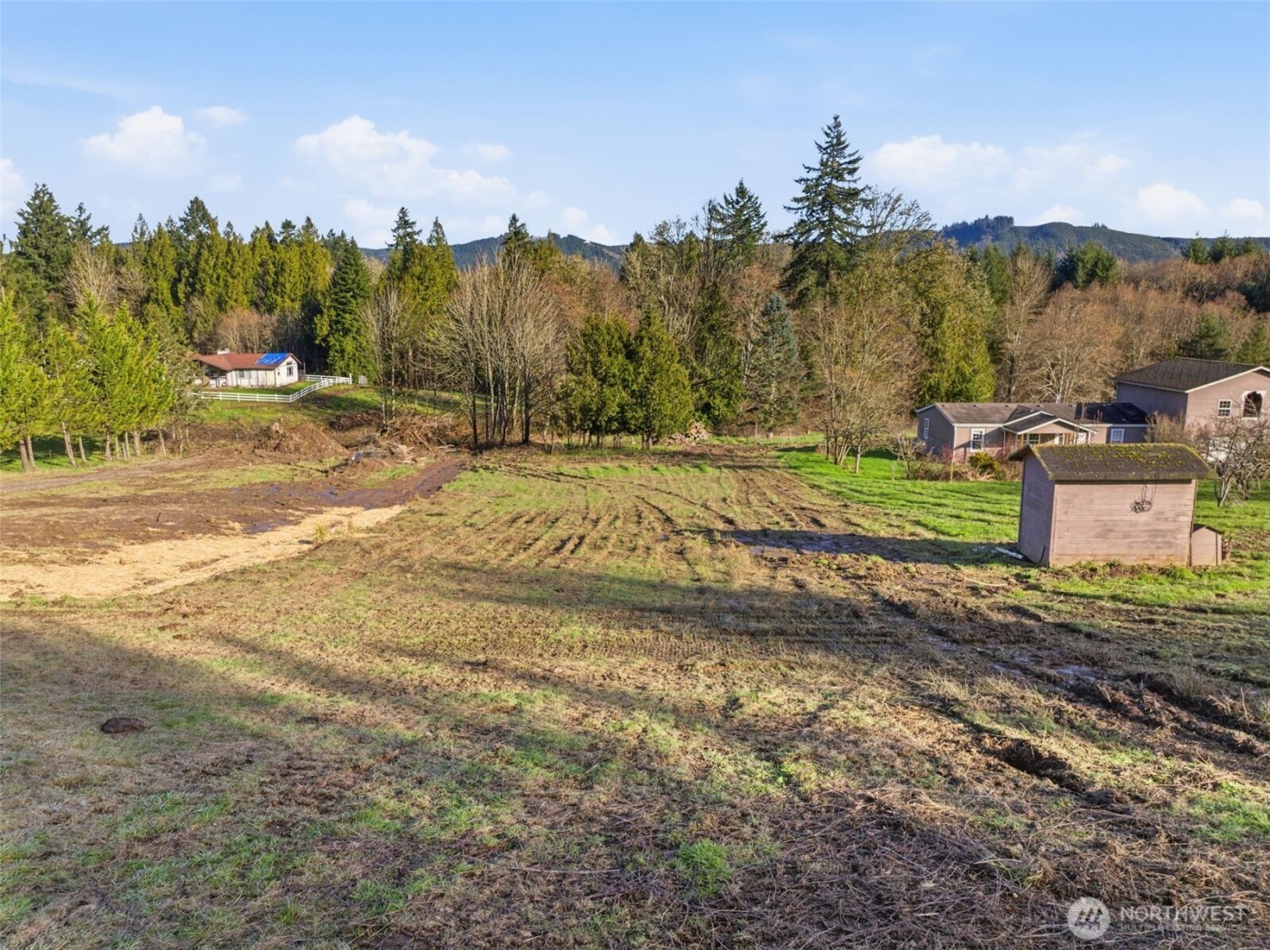 334 Sandy Bend Road , Castle Rock, WA 98611