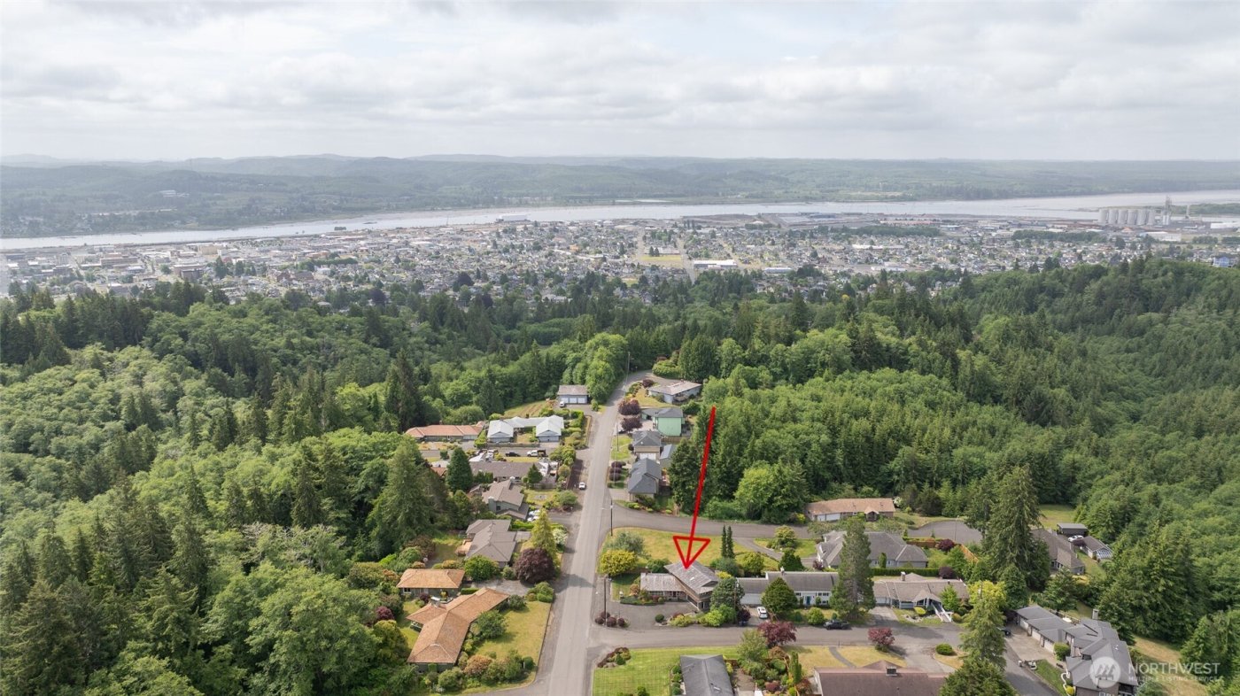 605 Lee Avenue , Aberdeen, WA 98520