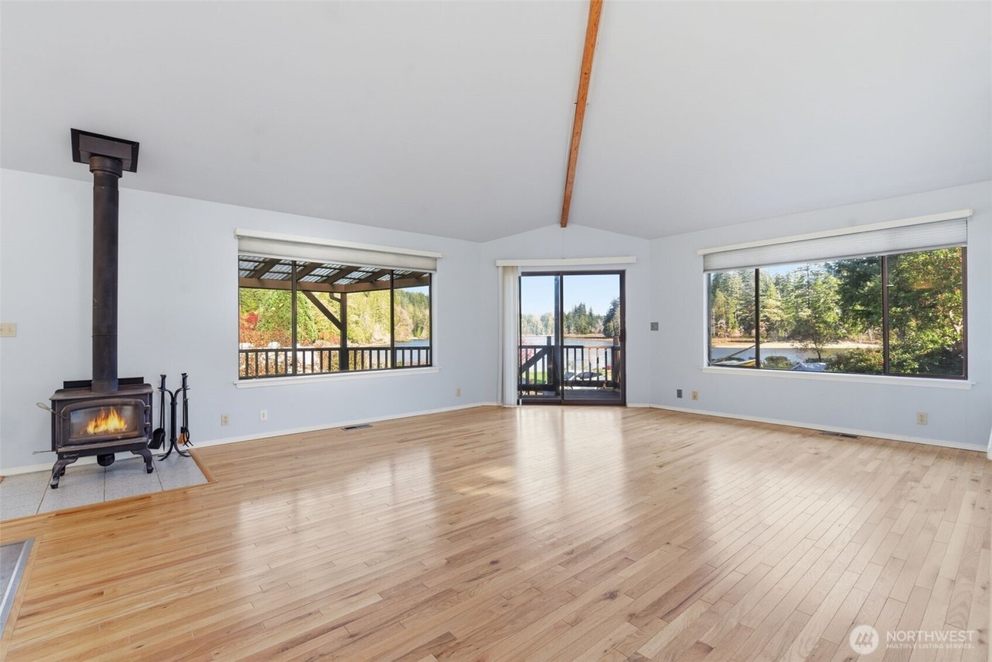 80 NE Brook Place , Tahuya, WA 98588