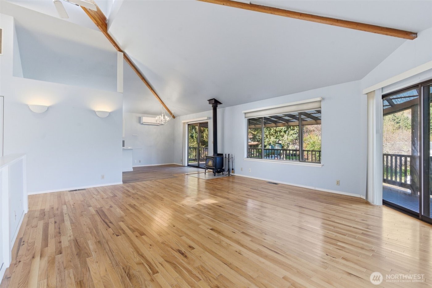 80 NE Brook Place , Tahuya, WA 98588