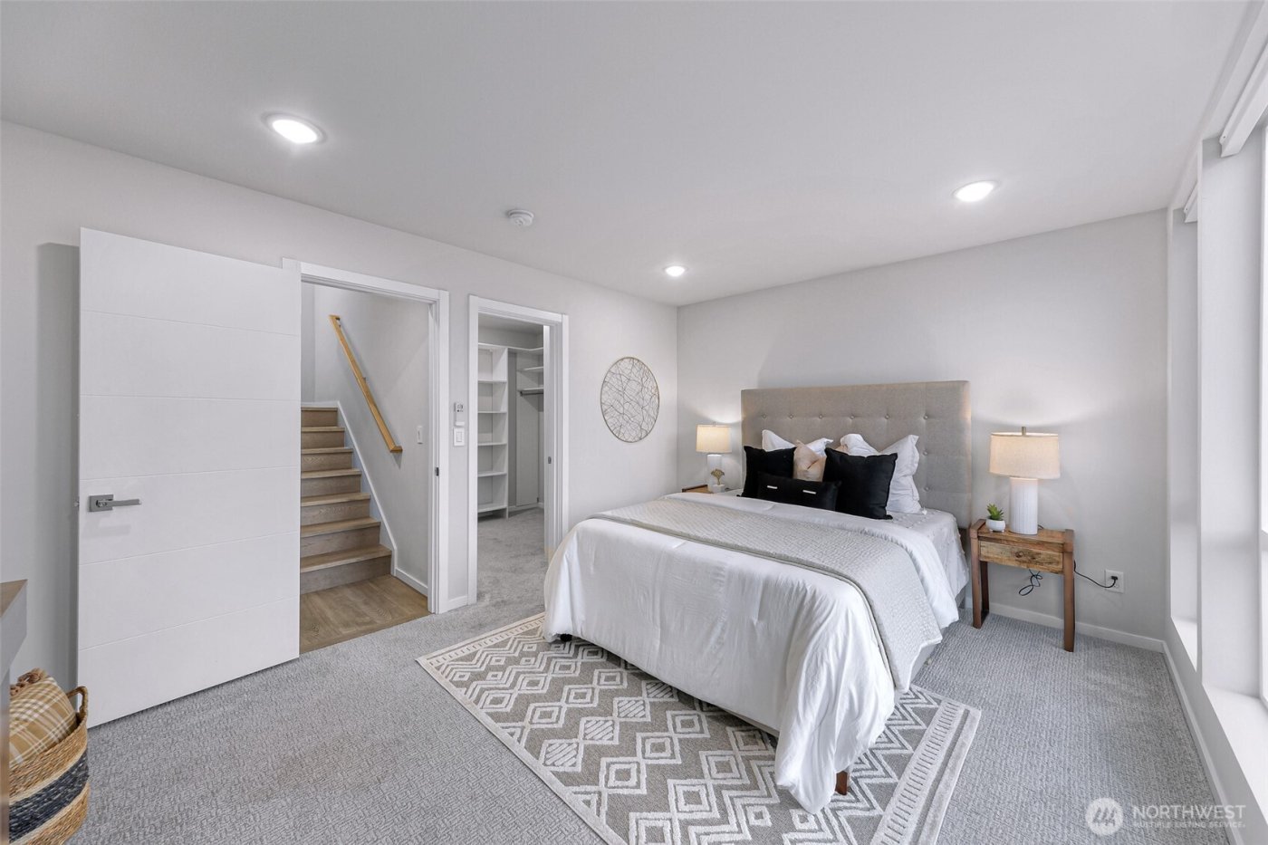 901 28th Avenue S #G, Seattle, WA 98144