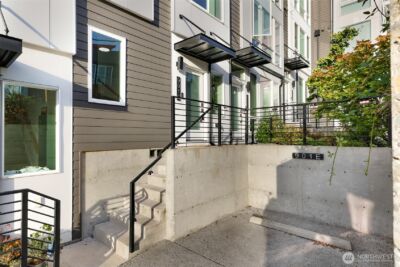 901 28th Avenue S #G, Seattle, WA 98144 - Photo 2