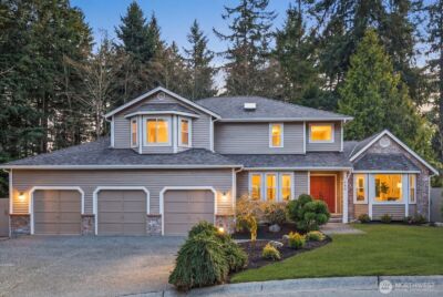 904 187th Place SW, Lynnwood, WA 98036 - Photo 2