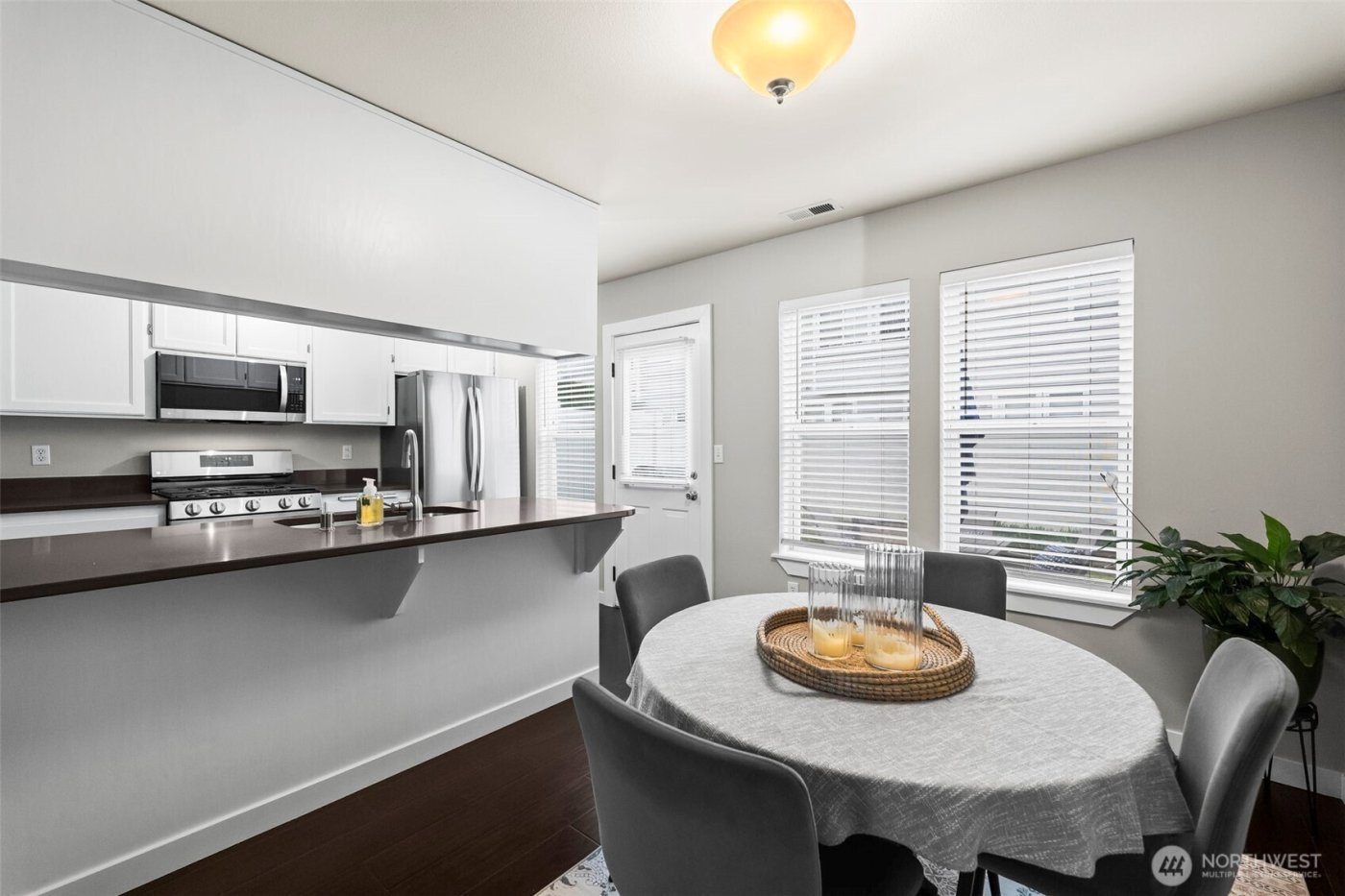 11110 62nd Street E, Puyallup, WA 98372