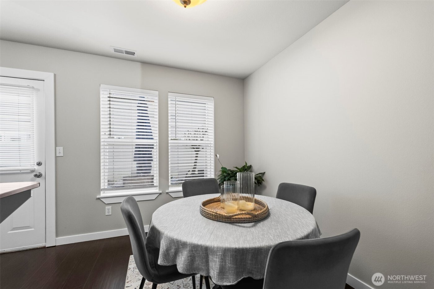 11110 62nd Street E, Puyallup, WA 98372