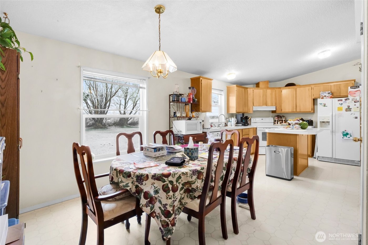 9041 Road 4.8 NE, Moses Lake, WA 98837