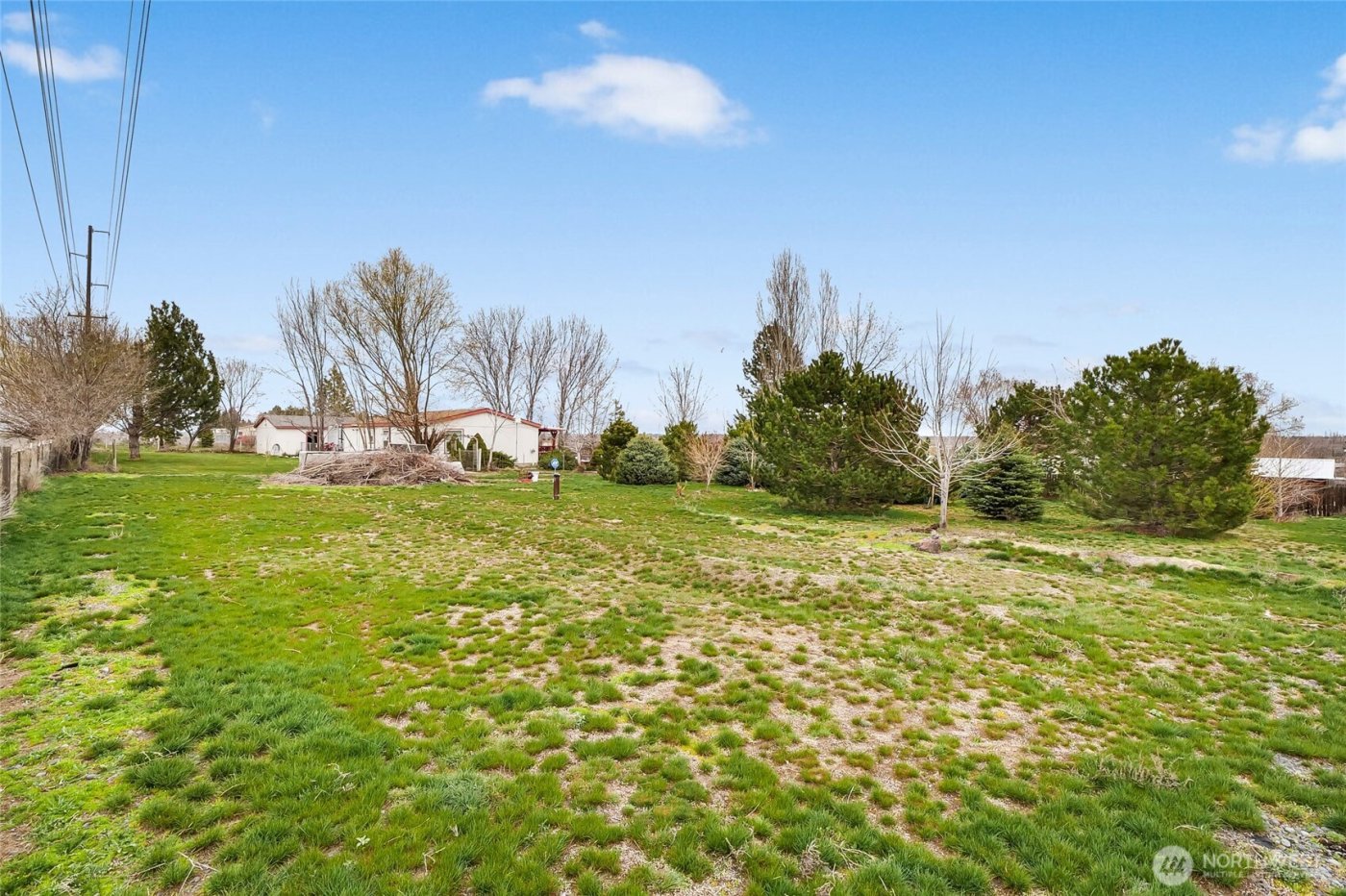 9041 Road 4.8 NE, Moses Lake, WA 98837
