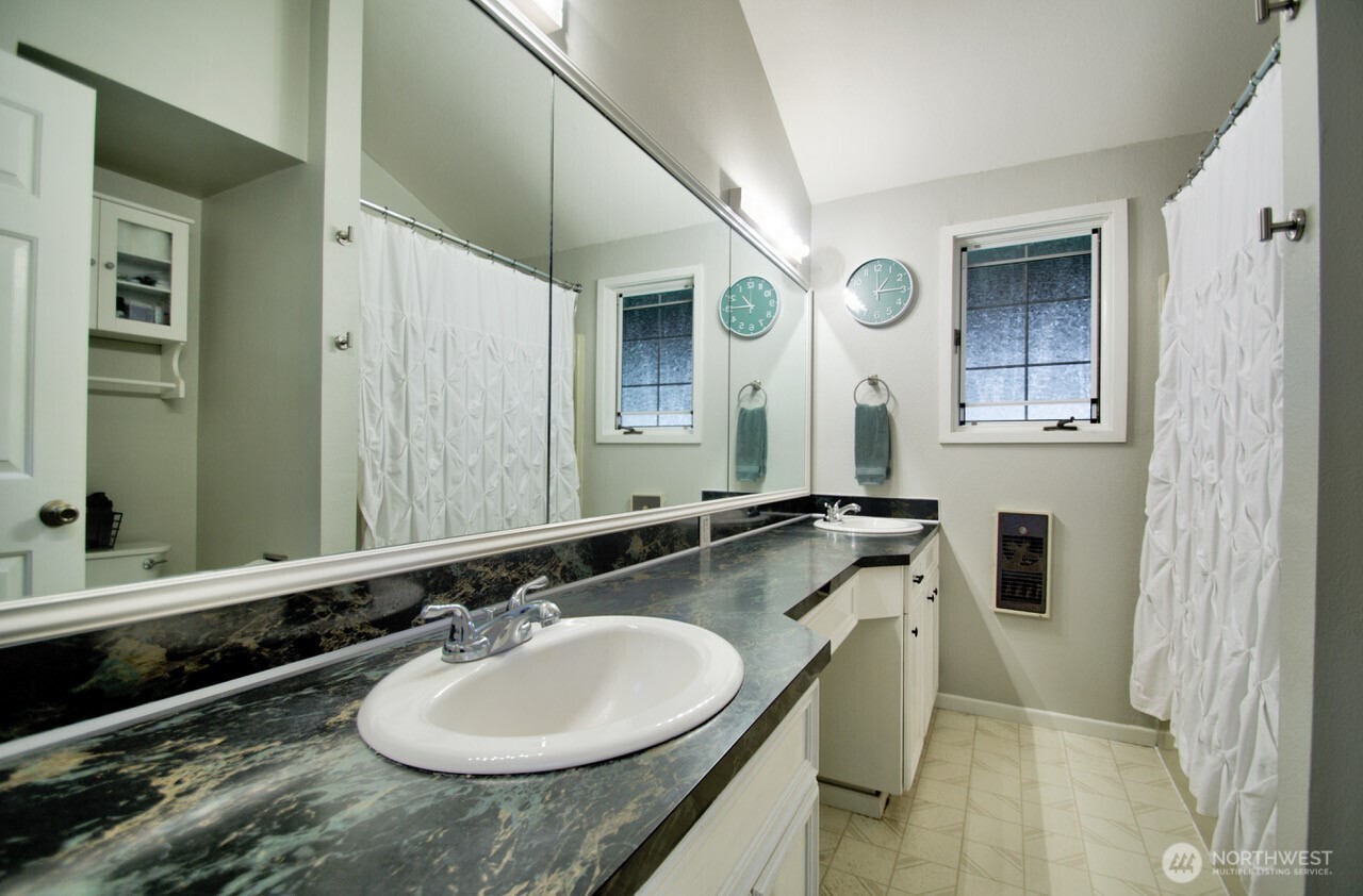 8410 Thrulake Circle SE, Olympia, WA 98513