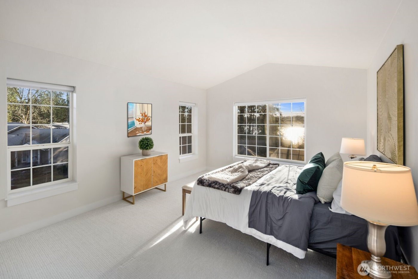 18638 NE 55th Way #LL1863, Redmond, WA 98052