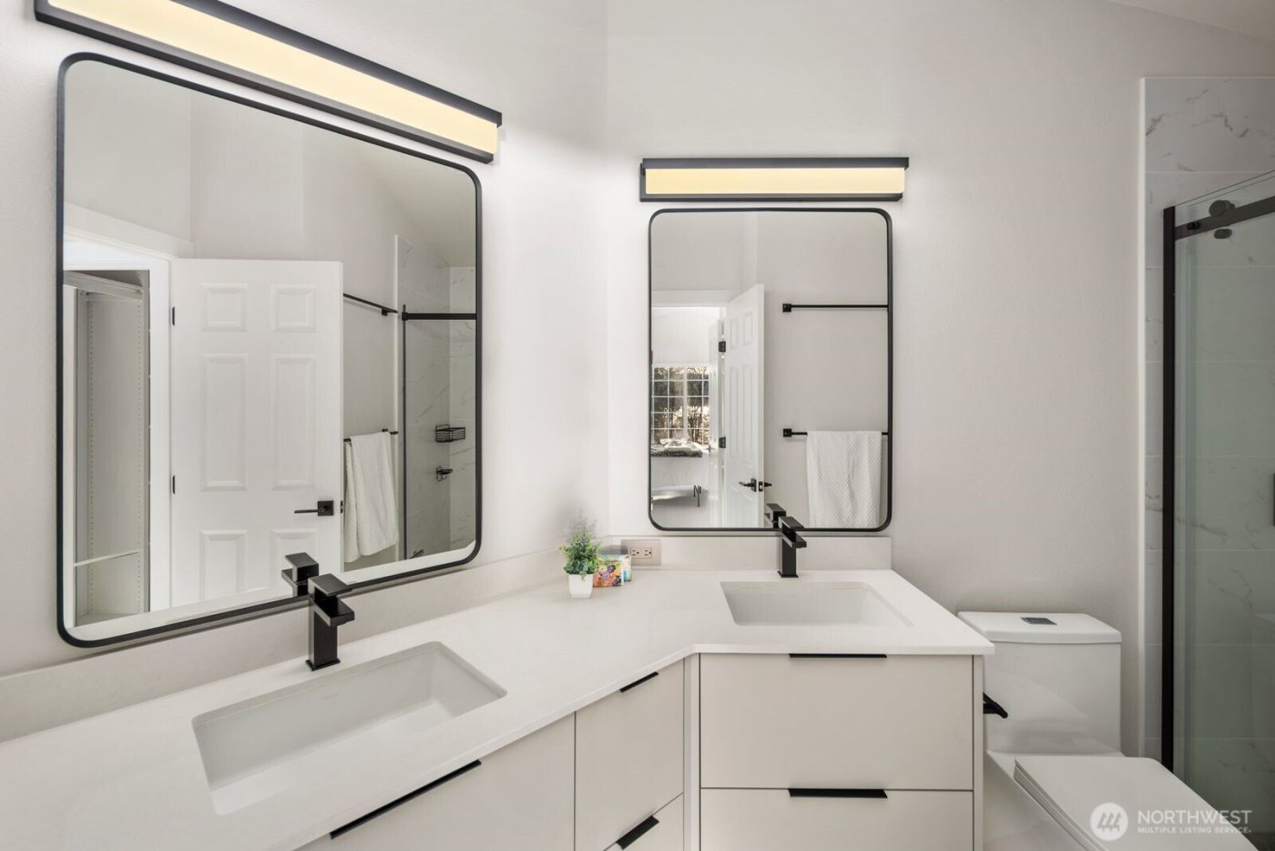 18638 NE 55th Way #LL1863, Redmond, WA 98052