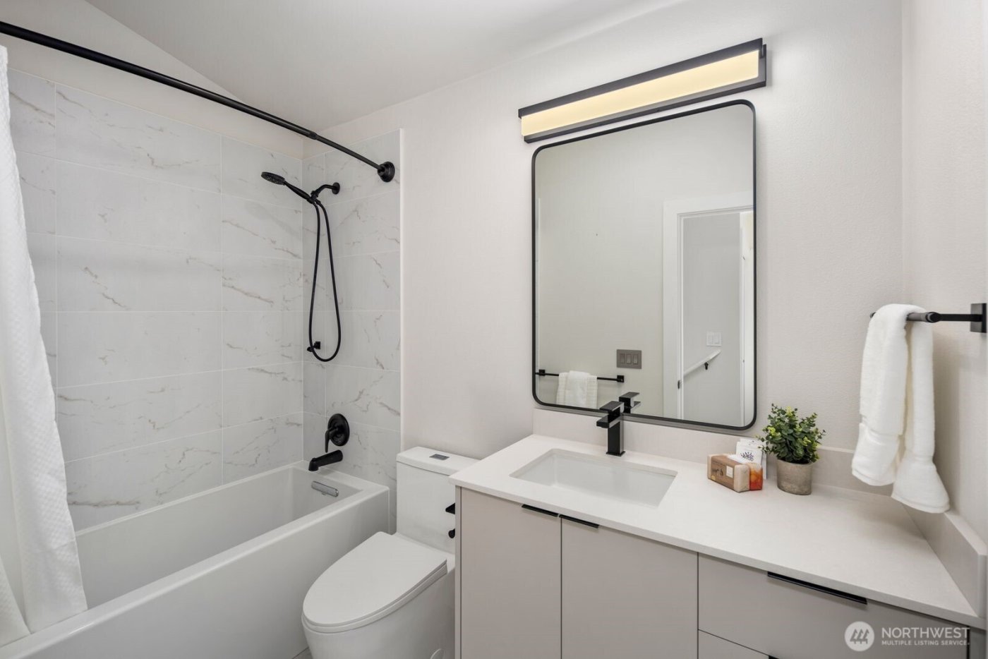 18638 NE 55th Way #LL1863, Redmond, WA 98052