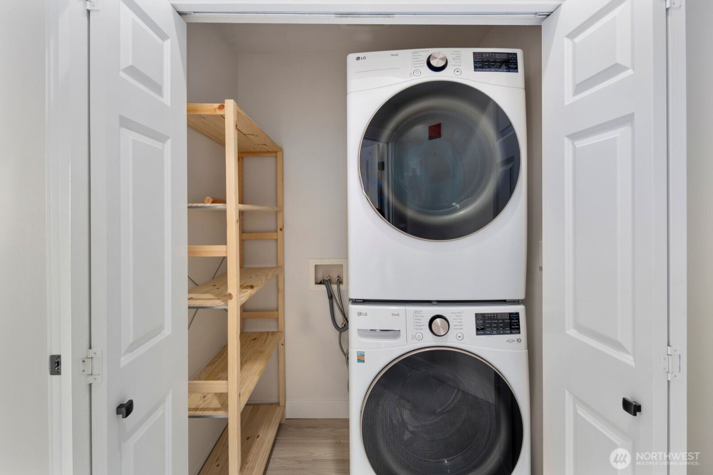 18638 NE 55th Way #LL1863, Redmond, WA 98052