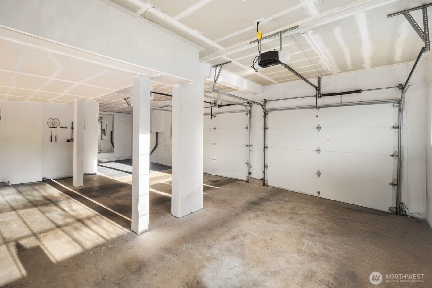 18638 NE 55th Way #LL1863, Redmond, WA 98052