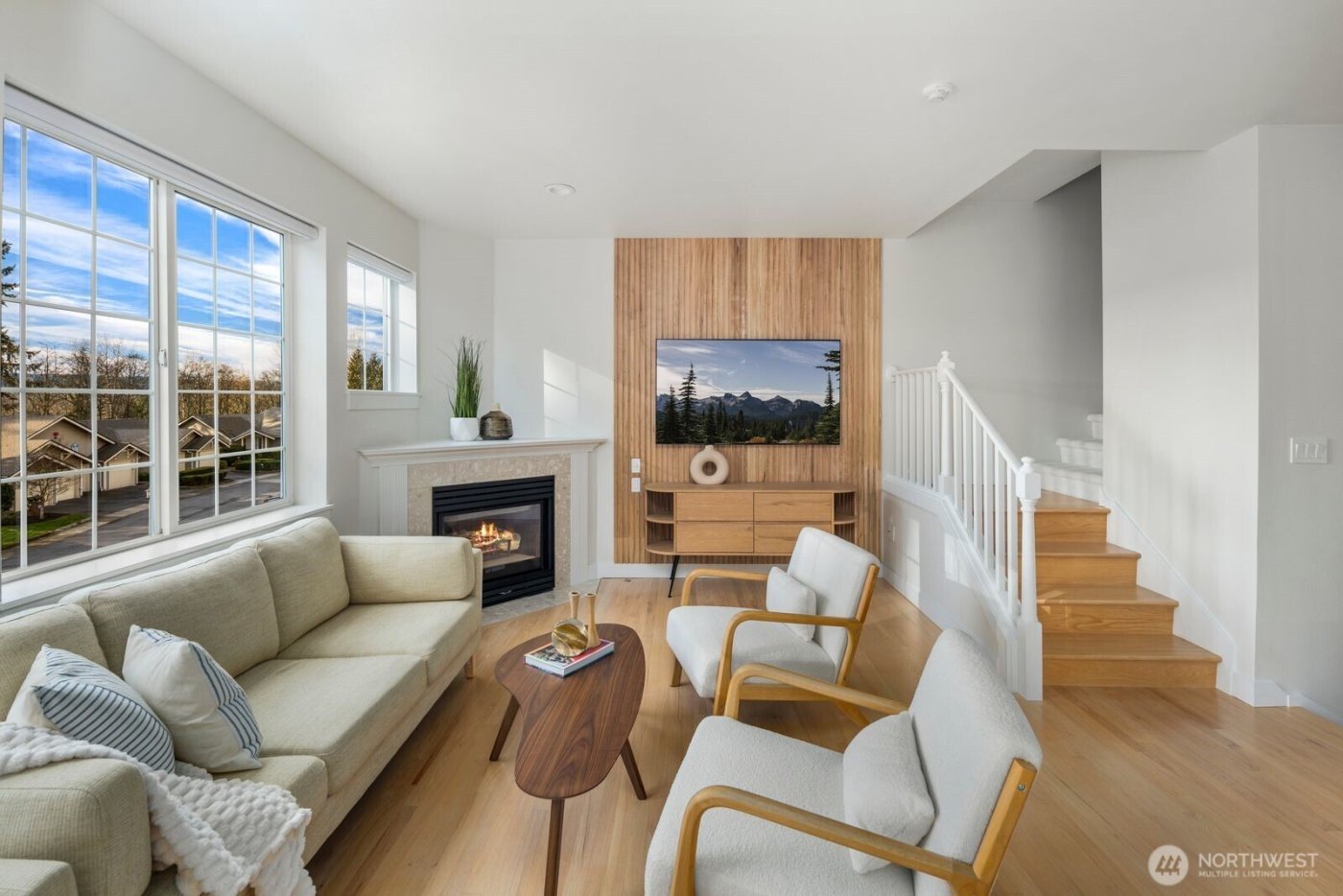 18638 NE 55th Way #LL1863, Redmond, WA 98052