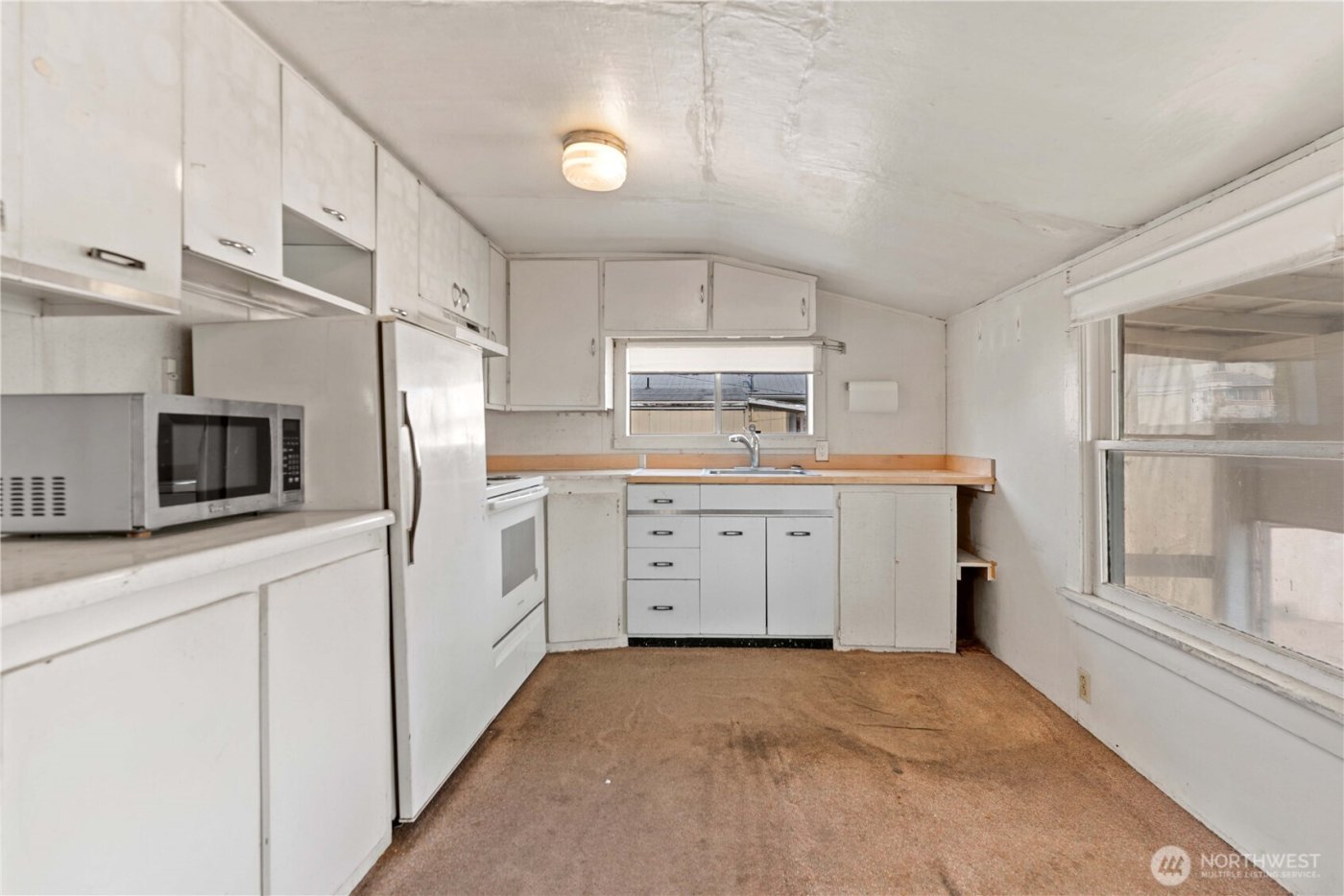 415 Walker St , Wenatchee, WA 98801