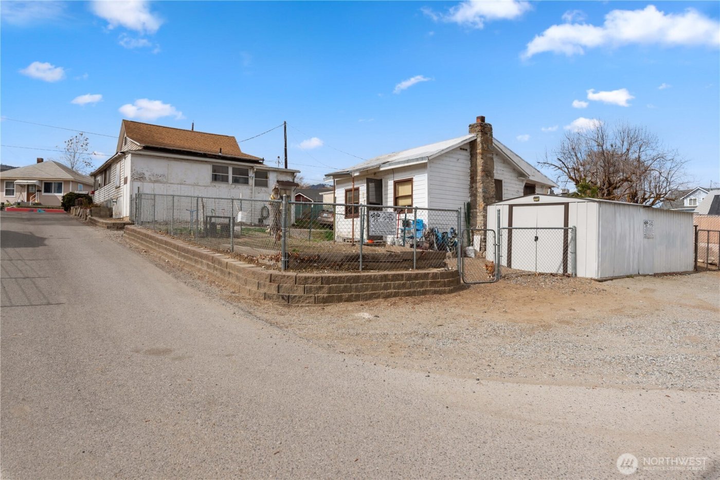 415 Walker St , Wenatchee, WA 98801