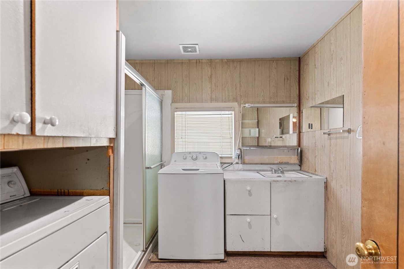 415 Walker St , Wenatchee, WA 98801