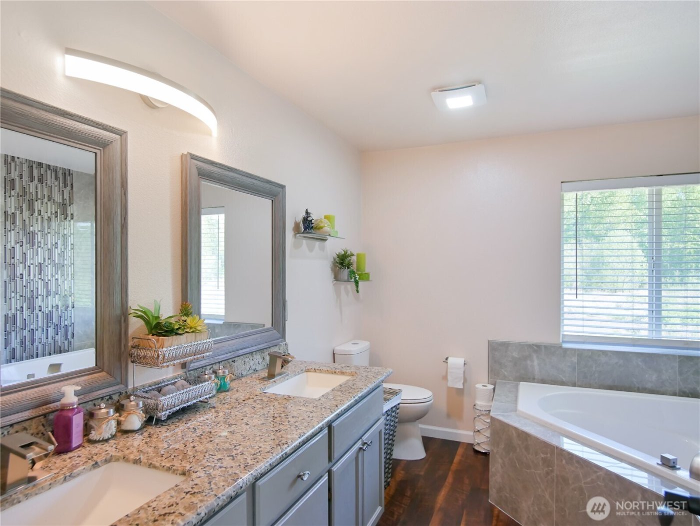 8728 136th Street E, Puyallup, WA 98373-5591